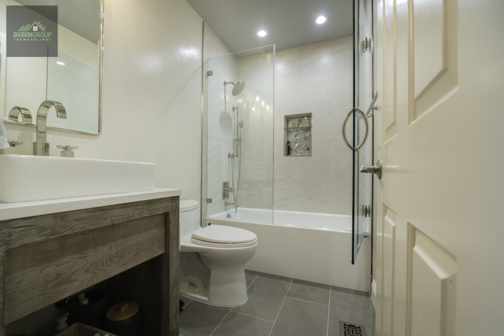batroom_remodel_001