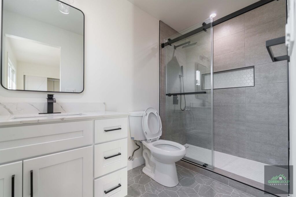 batroom_remodel_028