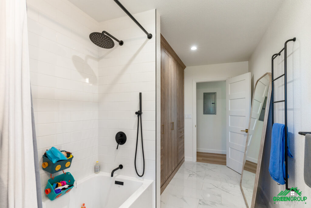 batroom_remodel_066