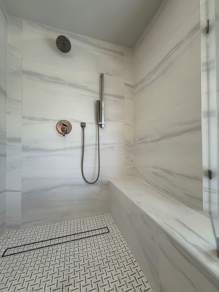 batroom_remodel_110